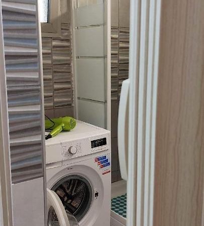 Stay With Oleg C17 파라림니 외부 사진